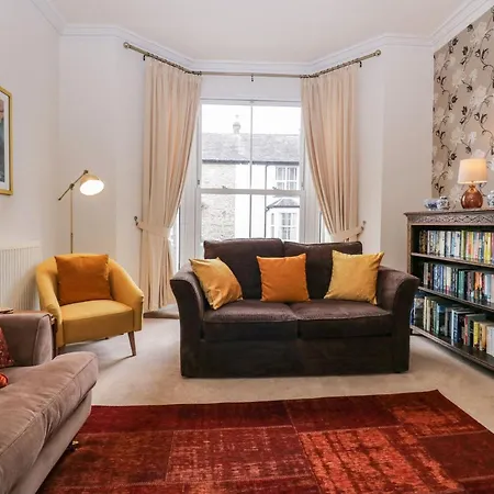 Flat 1 Kentholme * Grange-over-Sands